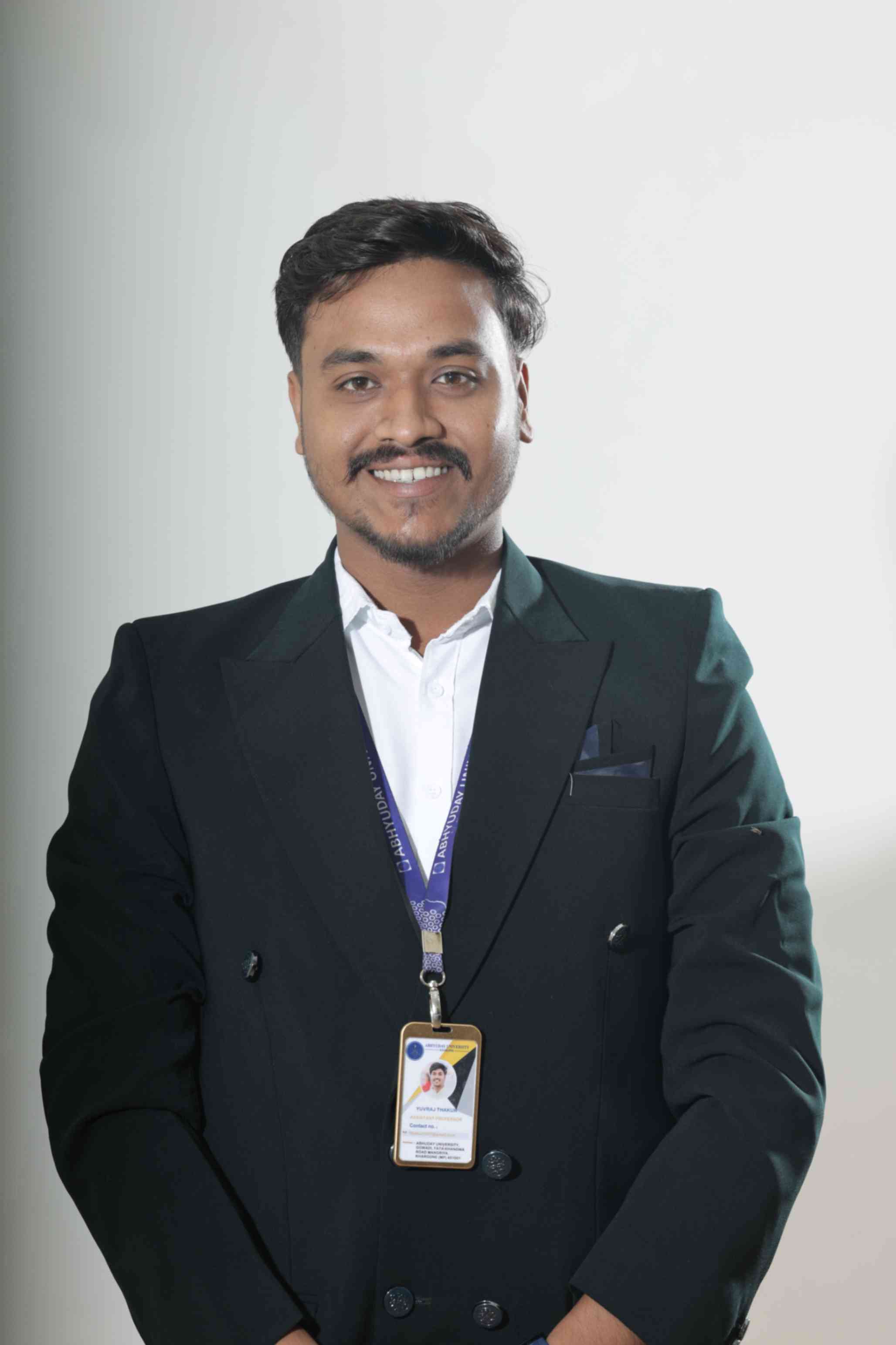 Mr . Yuvraj Singh Thakur